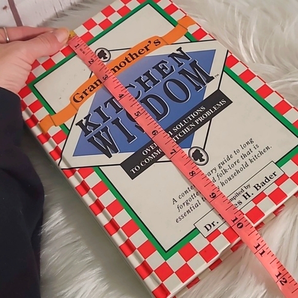 Vintage 90s Hardback Book Grandmother's Kitchen Wisdom Common Kitchen Problems - Picture 13 of 14